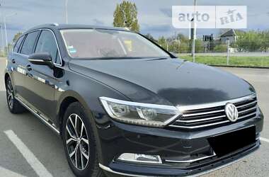 Універсал Volkswagen Passat 2015 в Луцьку