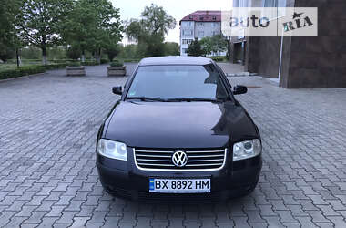 Седан Volkswagen Passat 2002 в Нетешине