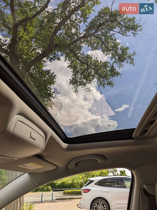 Седан Volkswagen Passat 2016 в Киеве