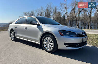 Седан Volkswagen Passat 2014 в Хотине