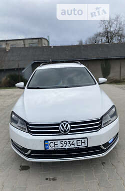 Универсал Volkswagen Passat 2012 в Черновцах