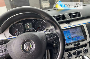 Универсал Volkswagen Passat 2012 в Черновцах