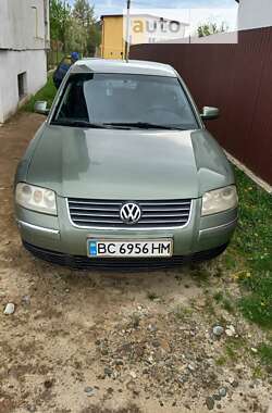 Седан Volkswagen Passat 2001 в Стрые