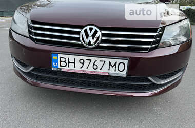 Седан Volkswagen Passat 2012 в Одесі