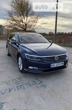 Универсал Volkswagen Passat 2015 в Кривом Роге