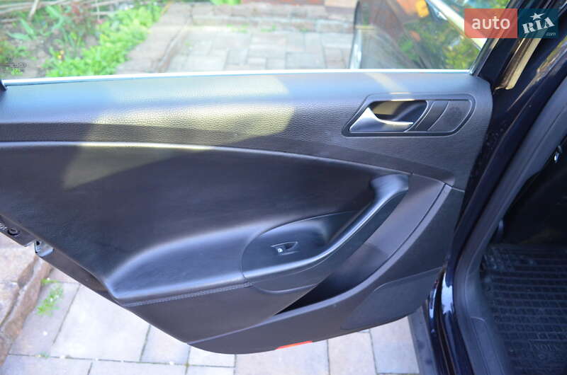 Универсал Volkswagen Passat 2010 в Борщеве