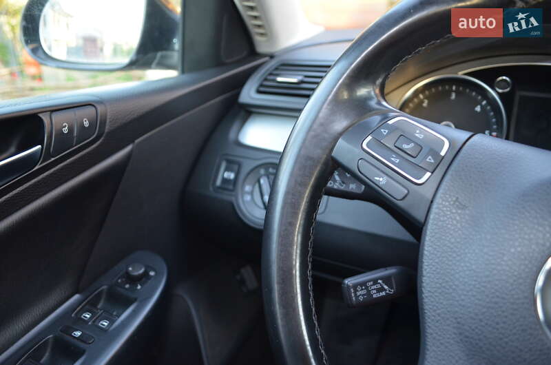 Универсал Volkswagen Passat 2010 в Борщеве