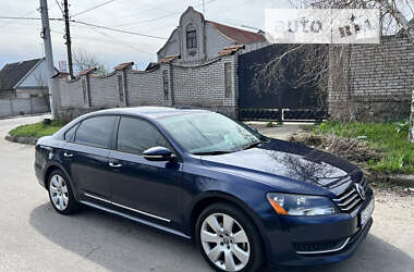 Седан Volkswagen Passat 2012 в Запоріжжі