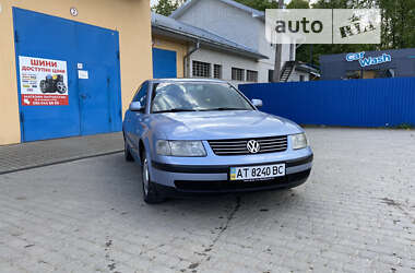 Седан Volkswagen Passat 2000 в Болехові