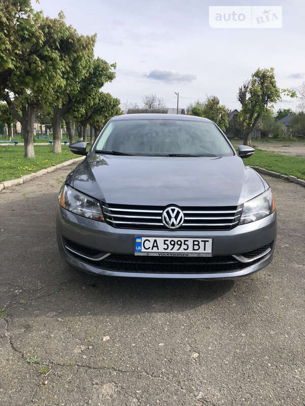 Седан Volkswagen Passat 2012 в Лысянке