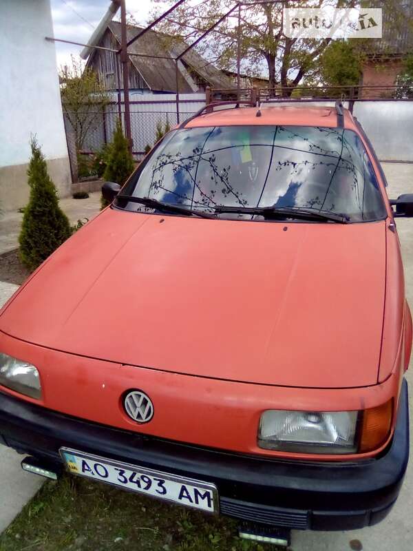Универсал Volkswagen Passat 1992 в Ужгороде