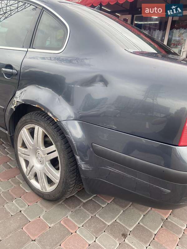 Седан Volkswagen Passat 2002 в Днепре