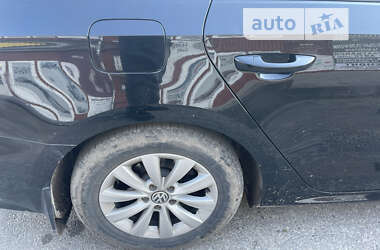 Седан Volkswagen Passat 2012 в Рівному