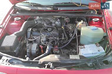 Универсал Volkswagen Passat 1988 в 