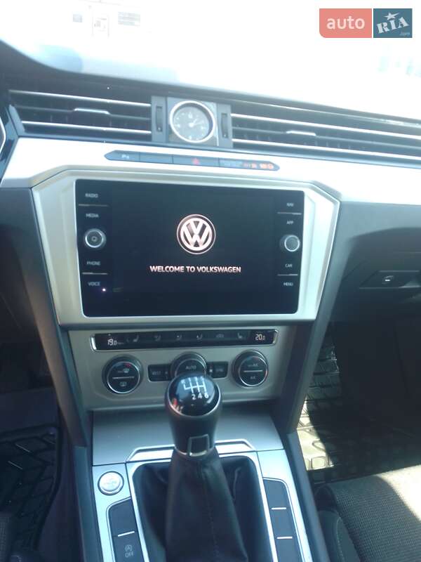 Универсал Volkswagen Passat 2017 в Черкассах