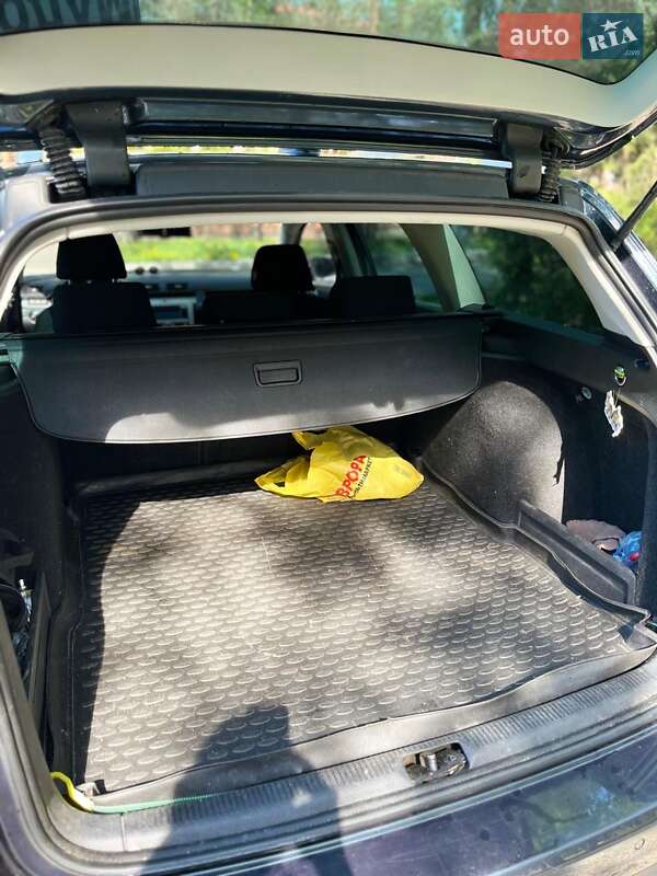 Универсал Volkswagen Passat 2008 в Харькове