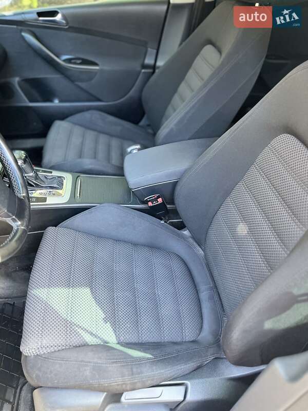 Универсал Volkswagen Passat 2008 в Харькове