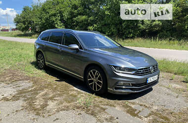 Универсал Volkswagen Passat 2016 в Золотоноше