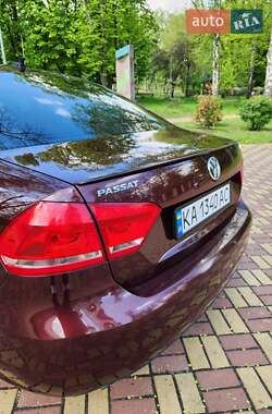 Седан Volkswagen Passat 2013 в Киеве