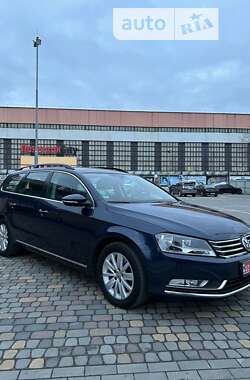 Универсал Volkswagen Passat 2013 в Луцке