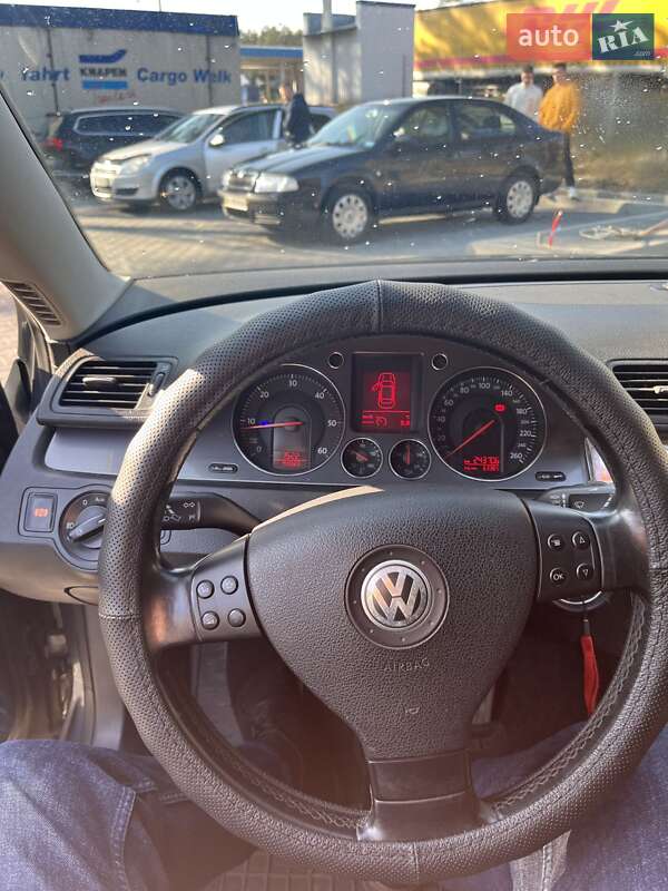 Универсал Volkswagen Passat 2008 в Маневичах