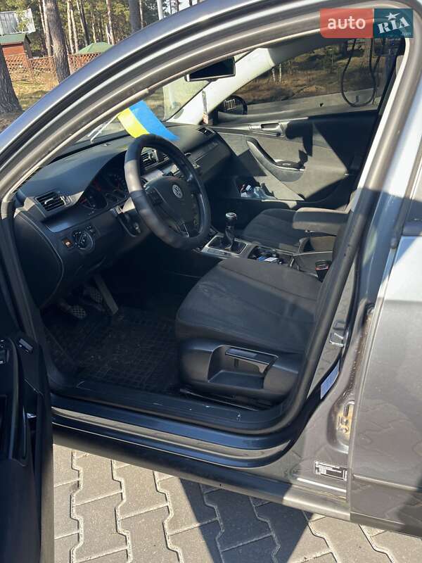 Универсал Volkswagen Passat 2008 в Маневичах