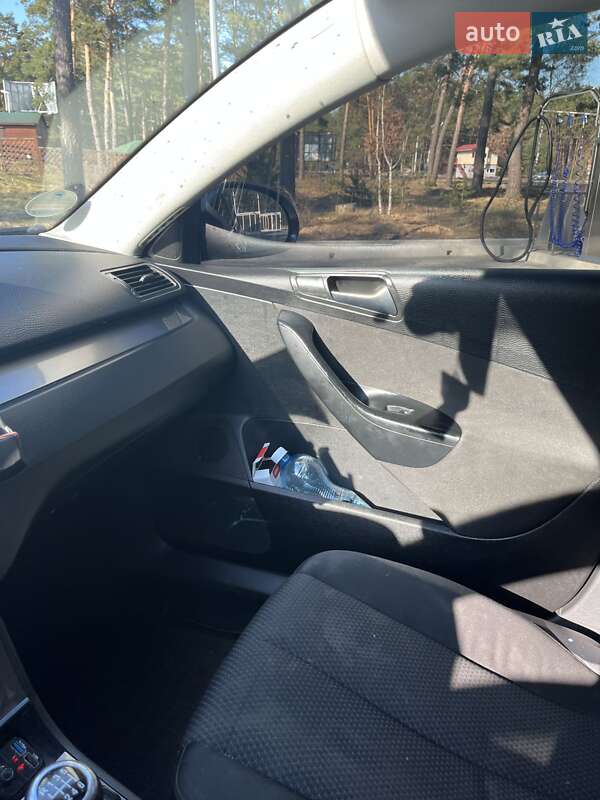 Универсал Volkswagen Passat 2008 в Маневичах