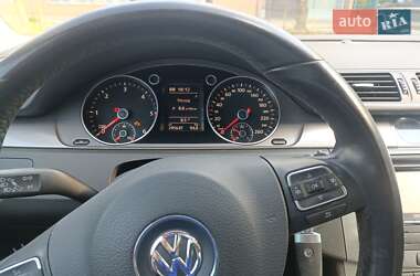 Универсал Volkswagen Passat 2010 в Черновцах