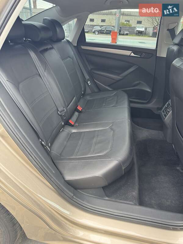 Седан Volkswagen Passat 2014 в Березному фото 11 Седан Volkswagen Passat 2014 в Березному