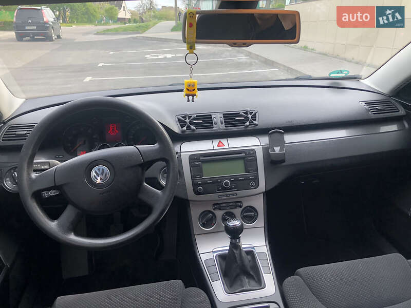 Универсал Volkswagen Passat 2006 в Умани