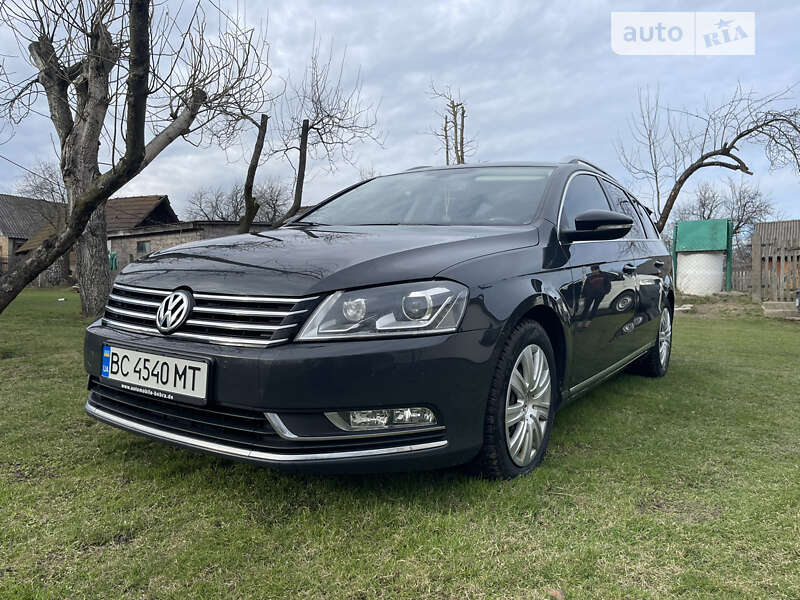 Универсал Volkswagen Passat 2014 в Львове