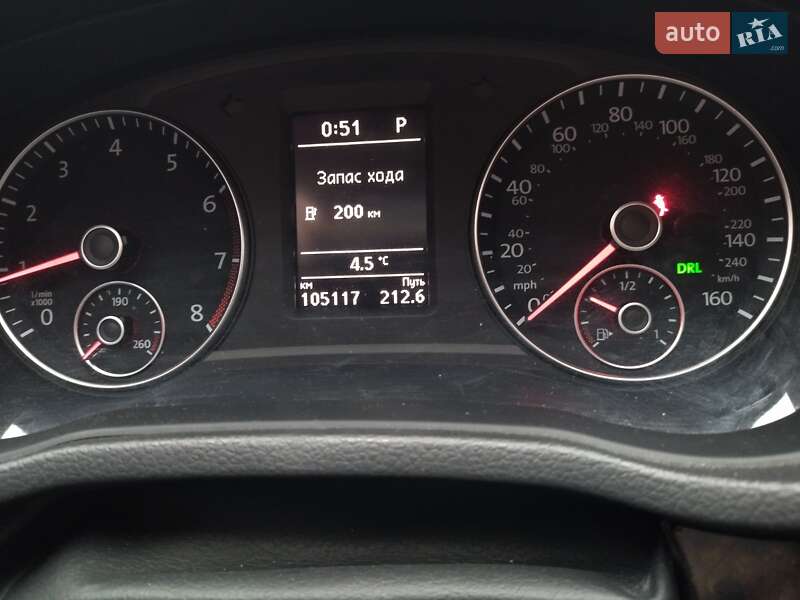Седан Volkswagen Passat 2015 в Бурштыне