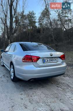 Седан Volkswagen Passat 2012 в 