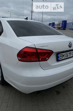 Седан Volkswagen Passat 2014 в Сумах