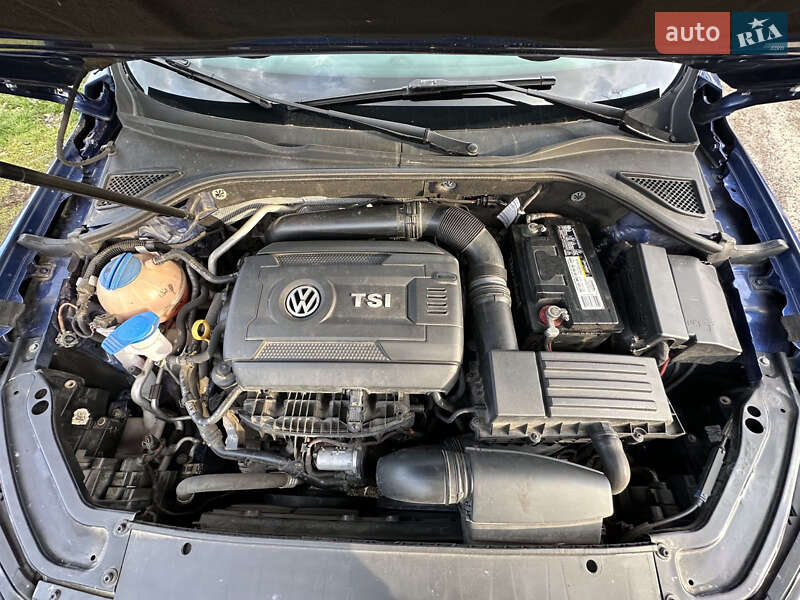 Седан Volkswagen Passat 2016 в Житомире