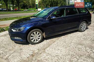 Универсал Volkswagen Passat 2015 в Ровно