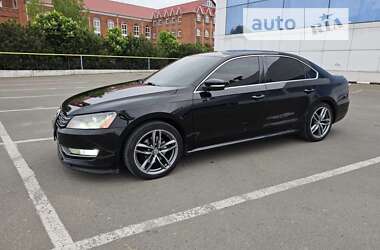 Седан Volkswagen Passat 2012 в Білгороді-Дністровському