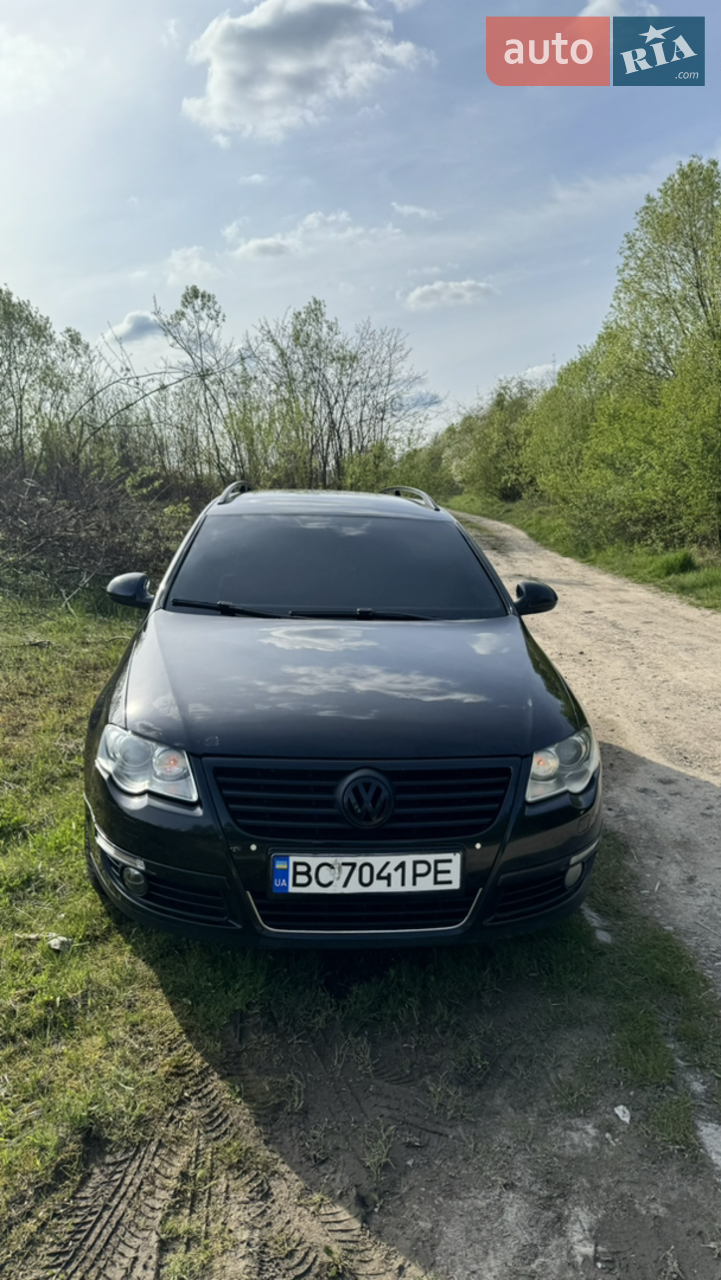 2010 Volkswagen Passat - мініатюра 17