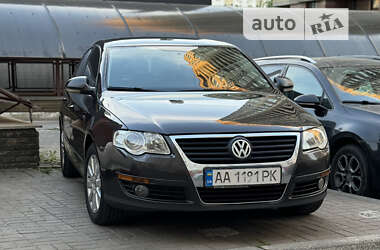 Седан Volkswagen Passat 2007 в Киеве