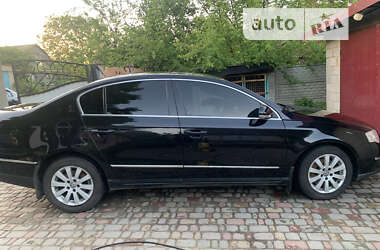 Седан Volkswagen Passat 2008 в Кривом Роге