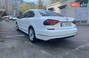 Седан Volkswagen Passat 2017 в 