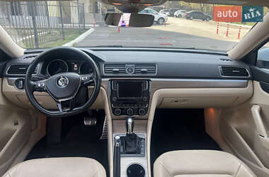 Седан Volkswagen Passat 2017 в 