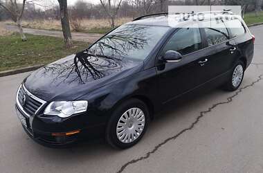 Универсал Volkswagen Passat 2009 в Калуше