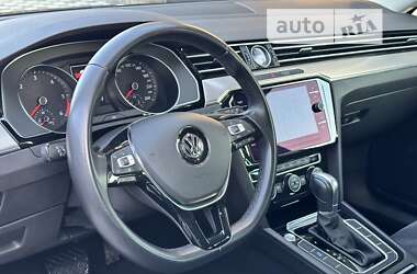 Универсал Volkswagen Passat 2019 в Тернополе