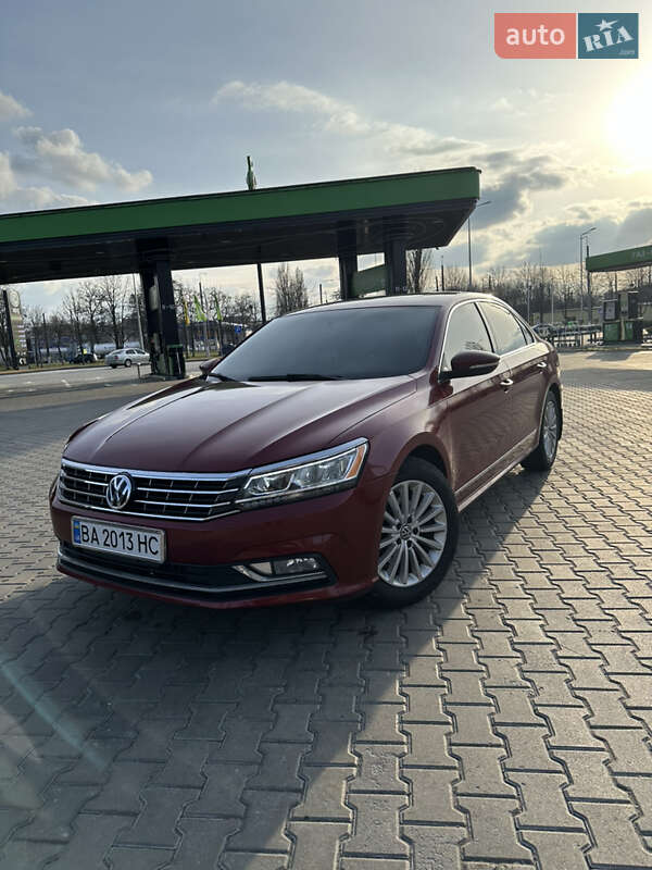Седан Volkswagen Passat 2016 в Кременчуге