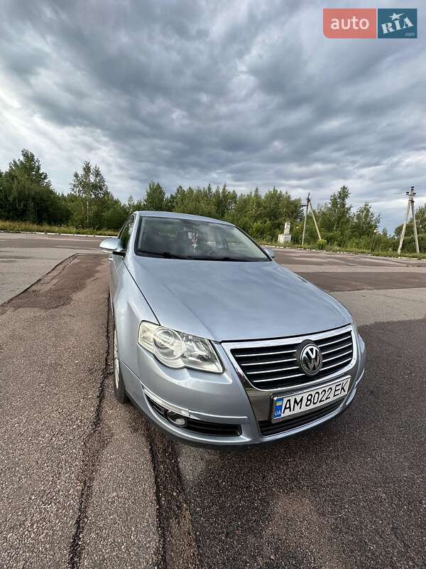 Седан Volkswagen Passat 2007 в Житомире