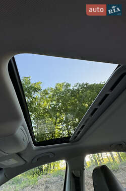 Седан Volkswagen Passat 2017 в Ивано-Франковске