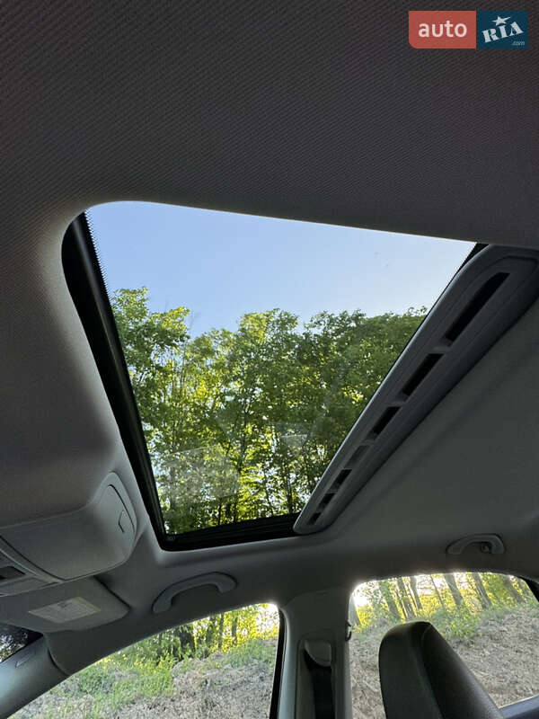 Седан Volkswagen Passat 2017 в Івано-Франківську