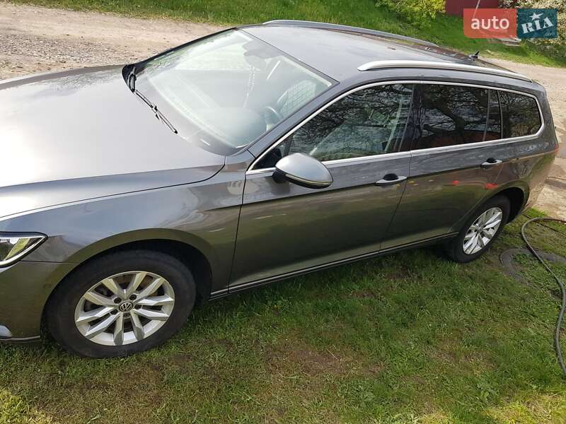 Универсал Volkswagen Passat 2015 в Александрие