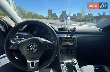 Универсал Volkswagen Passat 2011 в 